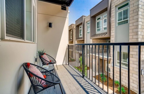 Jewell Heights - Hoffman Heights Apartment | 2B1B Modern Apartment