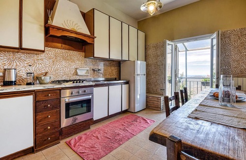 Castiglione Chiavarese House | 3 bedroom amazing home in Castiglione Chiavarese