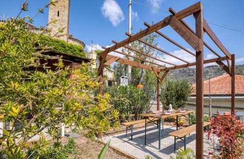Old Town House | 3 bedroom accommodation in Ventimiglia