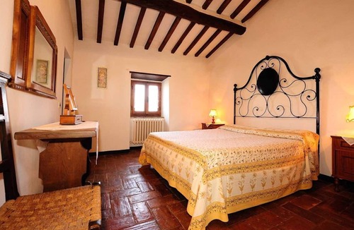 Montalla Villa | 3 bedroom Cortona villa