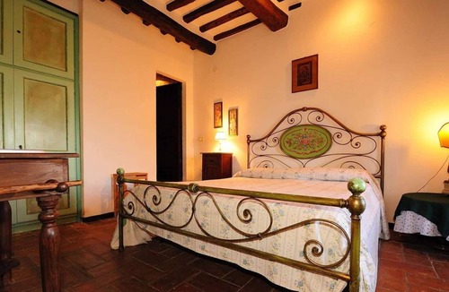 Montalla Villa | 3 bedroom Cortona villa