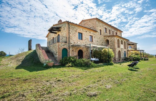 Volterra House | 3 bedroom cozy home in Volterra PI