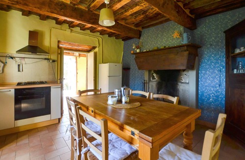 Parchiule House | 3 bedroom pet friendly home in Borgo Pace
