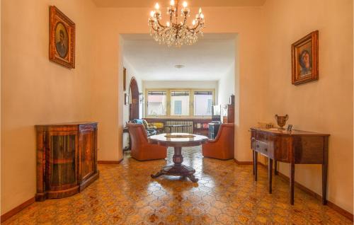 Piombino House | 3 Bedroom Pet Friendly Home In Piombino