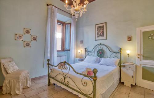 Canino Apartment | 3 Bedroom Stunning Apartment In Canino