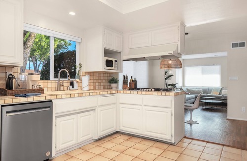 Charter Oak Villa | 3 BR Home with Private Gated Saltwater Pool, Hot Tub, King Bed, Close to Disney