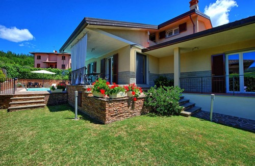 Pratovecchio Villa | 300 m² Villa ∙ 4 bedrooms ∙ 10 guests