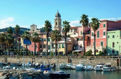 Riva Ligure Apartment | 38-square-meter apartment with a private entrance off a bike path, located in the historic center, 190 meters from the sea