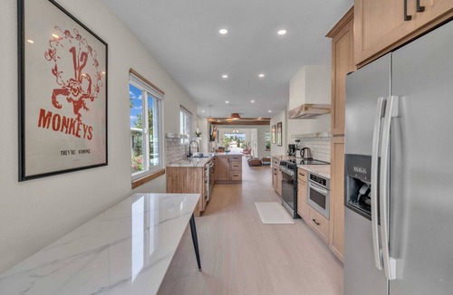 Los Feliz House | 3B house in Los Angeles｜Garage Access｜Spacious Backyard｜Single-Story #42411