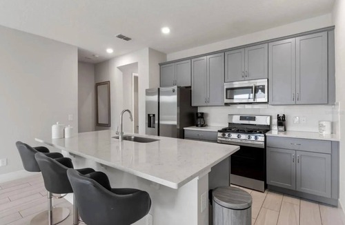 Reunion Villa | 3BR Reunion Townhome, 10 min to Disney
