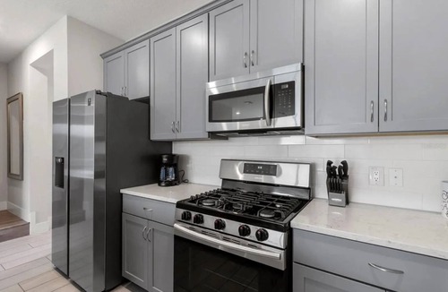 Reunion Villa | 3BR Reunion Townhome, 10 min to Disney