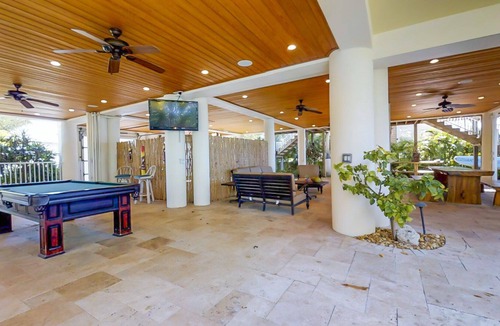 Cutthroat Harbor Estates House | 4 Bedroom 3.5 Bath Luxury Estate On Cudjoe Key