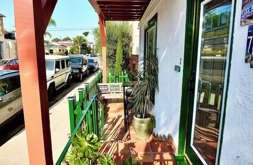 Belmont Shore House | 4-bedroom beach house in Belmont shore