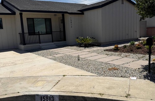 Harbor Gateway North House | 4-bedroom bungalow in welcoming Gardena with AC comfort
