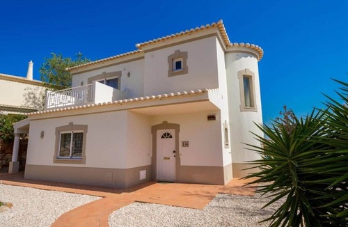 Penina Villa | 4 Bedroom Villa on Oasis Parque, Alvor