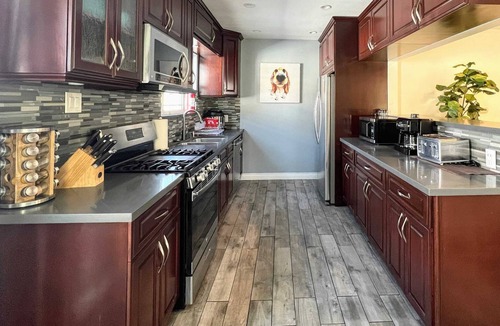 Ladera Heights House | 4-Unit Complex W/ Swimming Pool (MKW-ING)