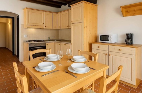Castel del Piano Apartment | 41 Summer with private Wi-Fi and free parking
