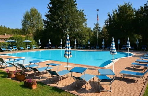 Castel del Piano Apartment | 41 Summer with private Wi-Fi and free parking