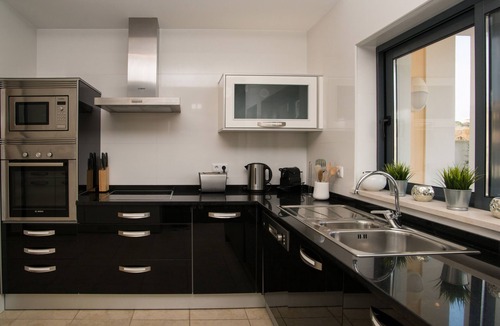 Porto de Mos Apartment | 5* APARTMENT WITH AMAZING SEA VIEWS