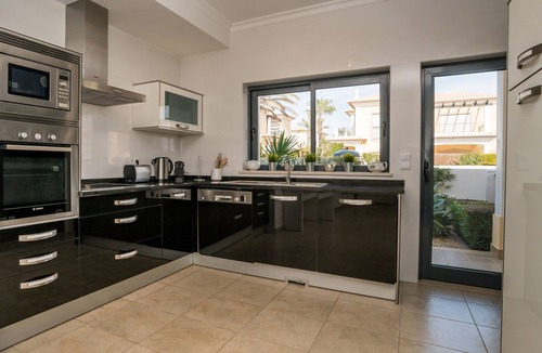 Porto de Mos Apartment | 5* APARTMENT WITH AMAZING SEA VIEWS