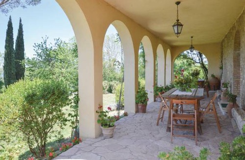 Poggio Catino House | 5 bedroom accommodation in Poggio Catino RI