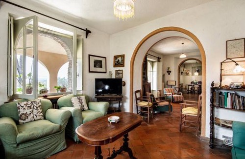 Poggio Catino House | 5 bedroom accommodation in Poggio Catino RI
