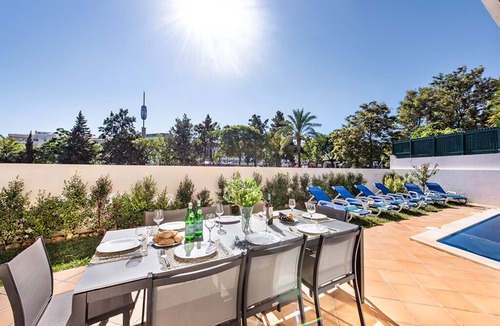 Correeira Villa | 5 Bedroom Villa in Albufeira Center + Heated Private Pool (on request)