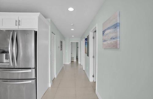 Key Colony Beach House | 5 BR House in charming Key Colony Beach with Pool & 50ft Dock