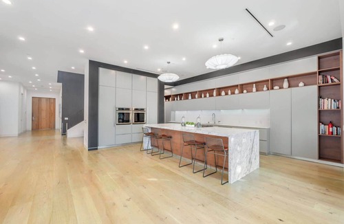 Greater Wilshire - Hancock Park House | 5 BR Villa in the Grove - Pool & Spa