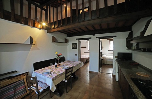 Bolgheri Apartment | 8-person apartment with pool on Tuscan farm near the sea and Bolgheri!
