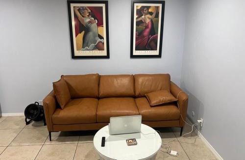 South Gate Apartment | 9621 San Juan - South Gate CA - Quick Drive to Hollywood & Beaches