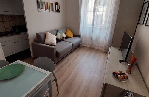 Capodimonte Apartment | A 50 Passi dal Lago - Short Term Rental Italy