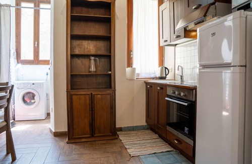 Ravenna Apartment | A comfortable 34 square-meter studio apartment that sleeps up to three people, located on the ground floor of a renovated building.The property enjoys a strategic location just steps from Ravenna's historic center, in a quiet residential area well-served