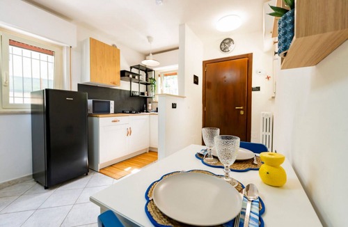 Montesilvano Apartment | A comfortable and welcoming 40 square meters ground-floor apartment, perfect for three people, with a private entrance.The property is ideally located in Montesilvano, just about 400 meters from the beach: the seafront promenade offers enchanting and rel