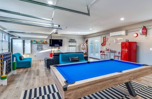 Patton House | A Lovely Home with a piece of PARADISE! NOT FOR PARTIES/EVENTS OR GATHERINGS