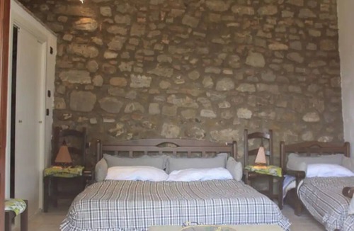 Radicondoli Other | Accogliente Monolocale in Agriturismo con Animali Domestici Ammessi