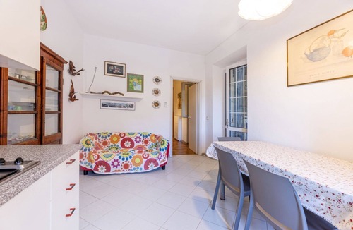 Magazzini Apartment | ACQUARIESE - CASA MARGOT