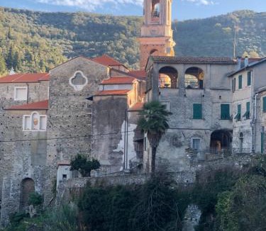 Dolcedo House | Affitta camere Da Lalla
