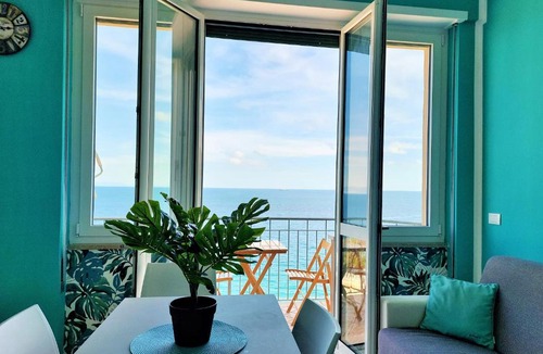 Torre del Mare Apartment | Affitti Brevi Liguria - Una finestra sul mare Home1