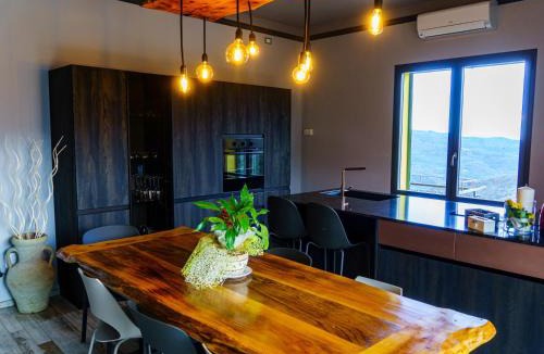 Lucinasco House | Agriturismo Il nido tra gli ulivi
