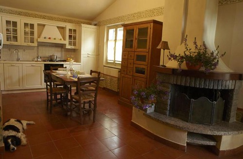 Luni Apartment | Agriturismo La Carreccia