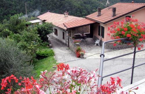 Varese Ligure House | Agriturismo UTarsu - Casa Rosa