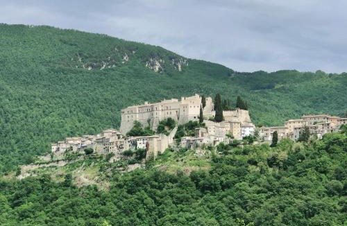 Rocca Sinibalda House | Al Castello