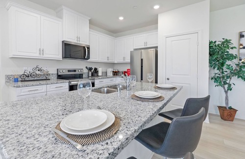 Chino House | Alamo Bliss/4BR 6Beds/Your Home Away From Home/2 Tvs