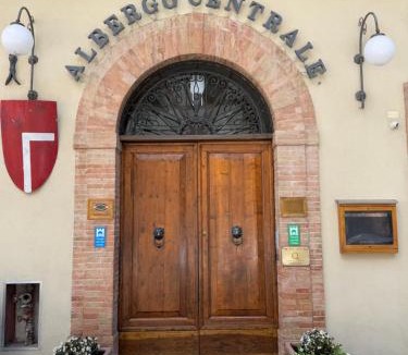 San Ginesio Hotel | Albergo Centrale