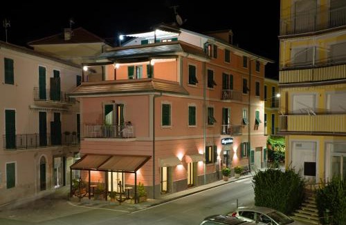 Deiva Marina Hotel | Albergo La Marina B&B