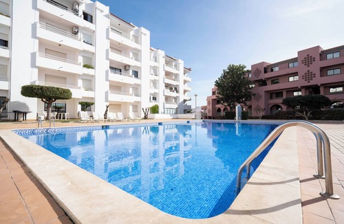 Areias de Sao Joao Apartment | Albufeira apartment suite Velamar