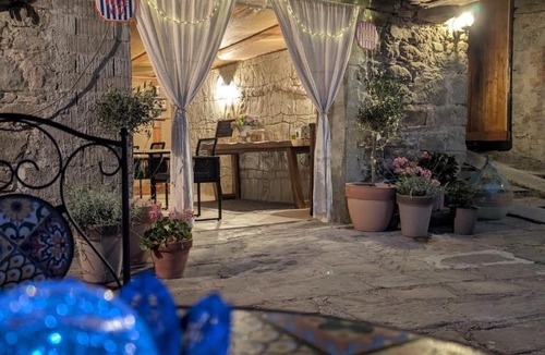 Casola in Lunigiana Bed & Breakfast | All About You Montefiore