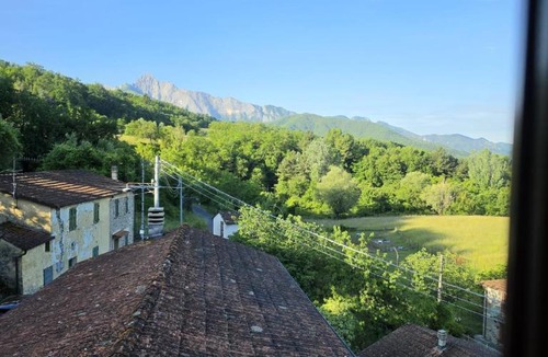 Casola in Lunigiana Bed & Breakfast | All About You Montefiore