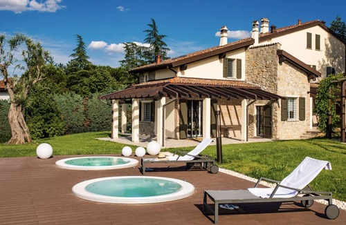Varignana House | Amazing holiday home in Castel San Pietro Terme with pool